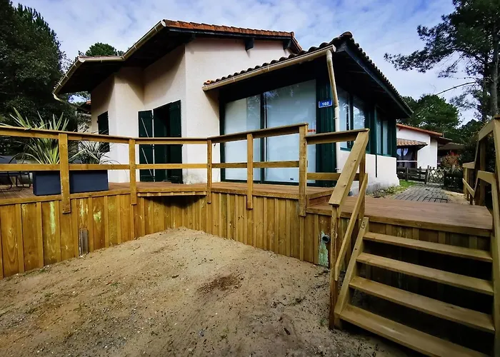 Uhaina, Maison Proche Golf Et 몰리엣젯마