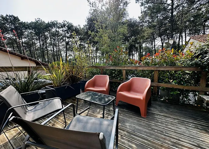 펜션 Uhaina, Maison Proche Golf Et 몰리엣젯마