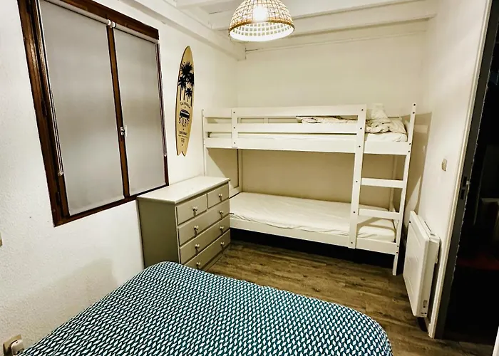 펜션 Uhaina, Maison Proche Golf Et *