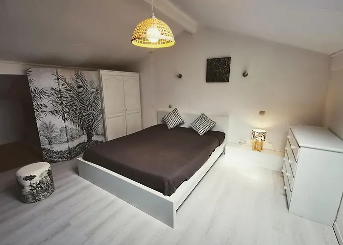 Feriehus Uhaina, Maison Proche Golf Et